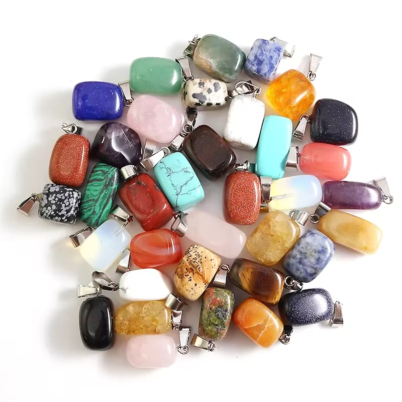 Natural Stone Crystal Irregular Agate Necklace Pendant Small Stone Pendant For Men And Women